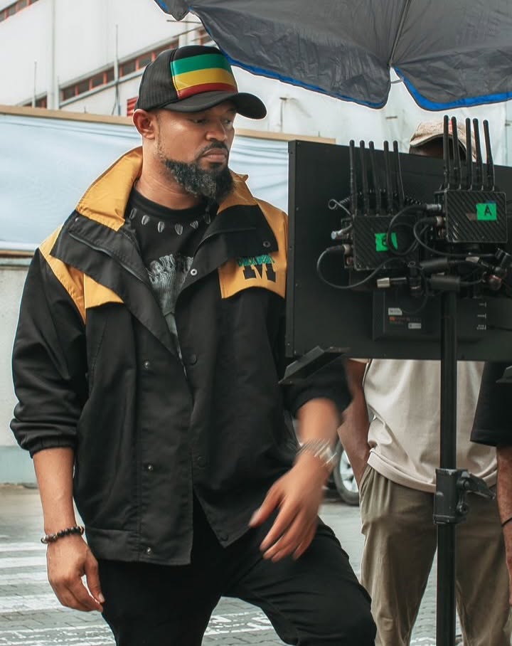 moses on set - Lasisi.jpg
